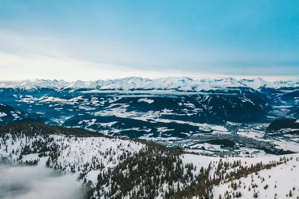 Drone Vista Aérea Las Montañas Nevadas Kronplatz Italia Una Montaña — Foto de Stock