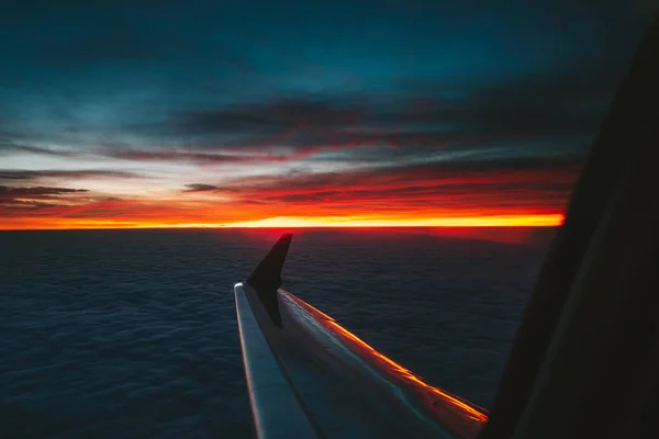 Flygfoto Från Flygplansfönstret Soluppgång — Stockfoto