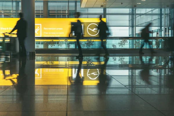 München Duitsland November 2019 Mensen Beweging Munich Airport Het Internationale — Stockfoto