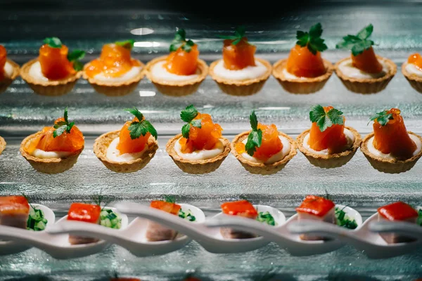 Small appetizers tarts — Stock Photo, Image