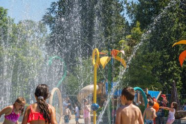 Port Moody Kanada - 28 Mayıs 2017 Rocky Point sprey Parkı, su faaliyetleri dışında