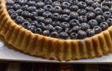 Tatlı meyve kek üzümlü tart taze meyveleri ve Pasta krema ile