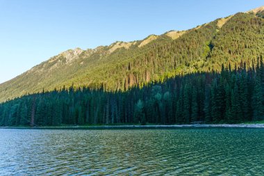 British Columbia, Kanada gün zaman gölde Duffey.