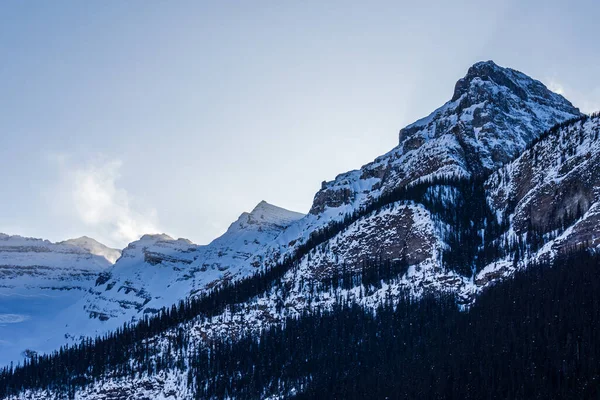High Rocky Mountains Peak Snow Blue Sky — Stock Photo, Image