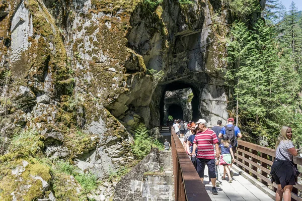 Othello Tunnels Canada Июля 2019 Года Люди Мосту Популярном Туристическом — стоковое фото