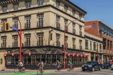 VICTORIA, CANADA - 14 Temmuz 2019: Tarihi yapı ve sokak manzarası