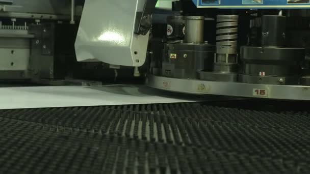 Industriella metall press — Stockvideo