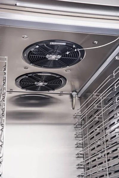 Kafe ve restoranlar için endüstriyel buzdolabı ben müstakil