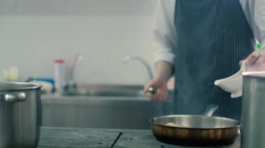 Restoran fry et ve sebze 4 k yemek