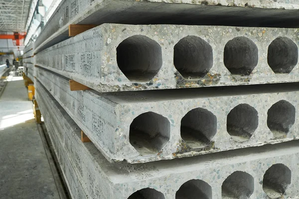 Gyártási betonozott. Vasbeton gyártás — Stock Fotó