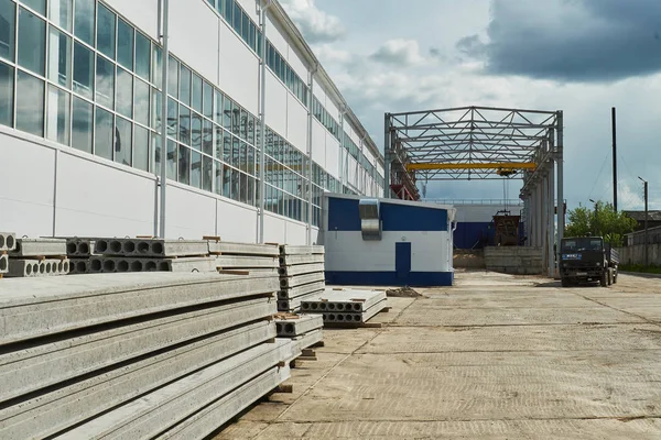 Üretim beton döşeme. betonarme üretim