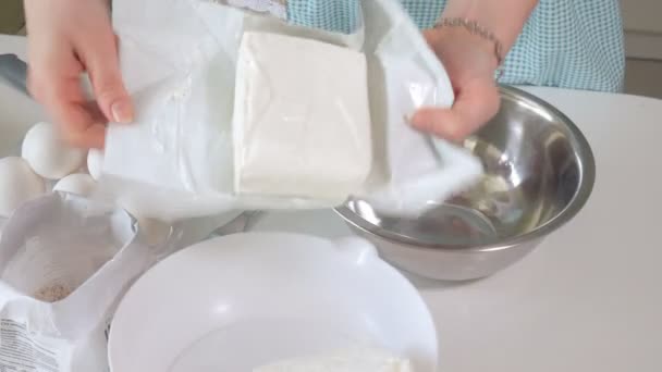 Cute woman baking in her kitchen — Stock Video