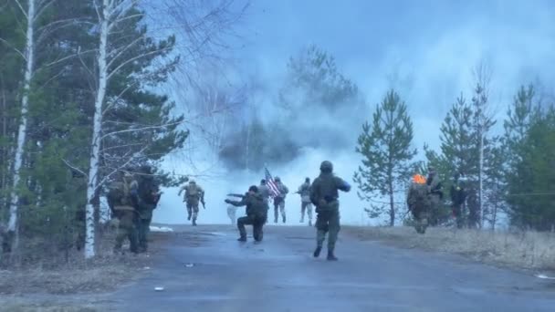 RUSSIA, Novgorod - APRIL 21, 2018: Beat, paintball team picking in Nizhny Novgorod — Stock Video