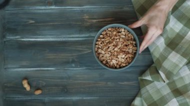 Fıstık ezmesi pişirmek