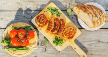 Karışık ızgara sosis