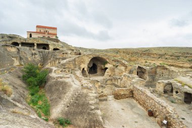 Gürcistan, Gori yakınlarındaki Uplistsikhe mağara kasabası ve kilisesi harabeleri.