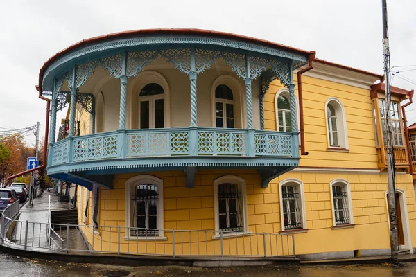 Sololaki Area Old Vintage Houses Blue Wooden Ornamental Balcony Yellow — Stock Photo, Image