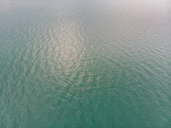 Vista Aerea Della Superficie Del Mare Con Riflesso Del Sole — Foto Stock