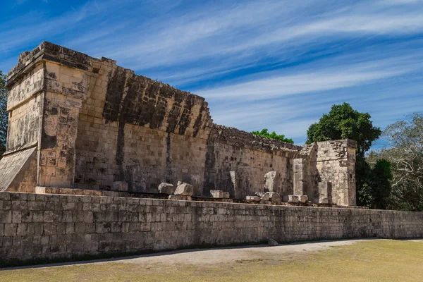 Chichén Itzá: Ruinas mayas, Juego de pelota mesoamericano, Yucatán México — Foto de Stock
