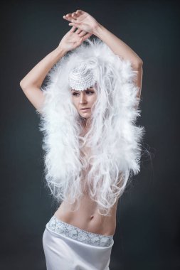 Studio fantezi makyajlı kız