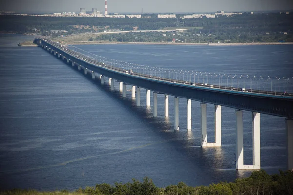Ulyanovsk Cumhurbaşkanlığı Bridge'de