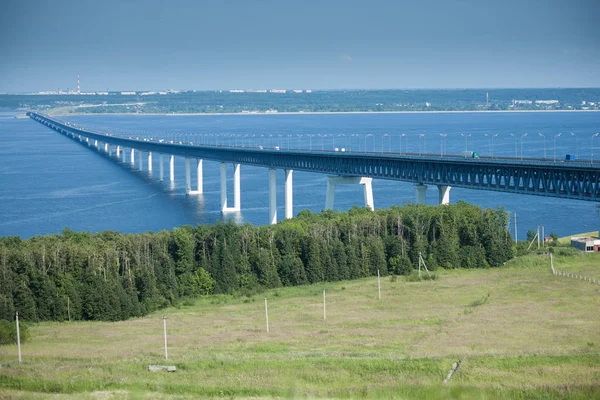 Ulyanovsk Cumhurbaşkanlığı Bridge'de