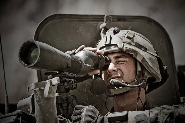 Cabul, Afeganistão - 14 de março de 2011. Legionário durante a operação de combate no Afeganistão . — Fotografia de Stock