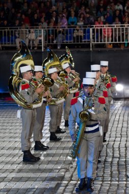 Moskova, Rusya - 9 Mayıs 2011. Lejyonerler müzisyenler Moskova Kızıl meydan gerçekleştirmek.