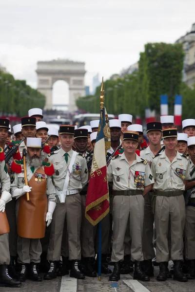 Paris. France. July 14, 2012. Pioneers of the French foreign legion before the parade on the Champs Elysees . — Stock Photo, Image