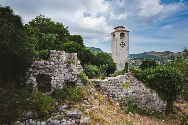 Torre del Reloj y Ruinas del Viejo Bar, Montenegro — Foto de Stock