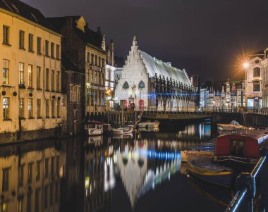 Ghent büyük kasaplar Binası gece
