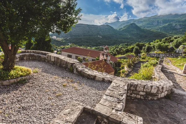 Monasterio de Gradiste cerca de Buljarica, Montenegro — Foto de Stock