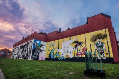 Ekim Caddesi, Minsk 'te grafiti ya da duvar resimleri