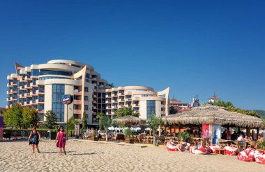 Sunny Beach, Bulgaristan - Eylül 8, 2017:Resort yaz aylarında Beach Sunny Beach Bulgaristan görünümü. Hotel Festa M görünümünü