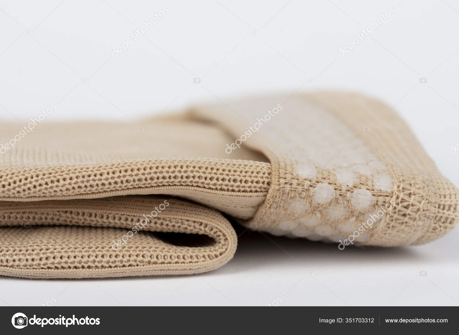 Close Flat Knit Graduated Compression Garments Leg Lymphedema