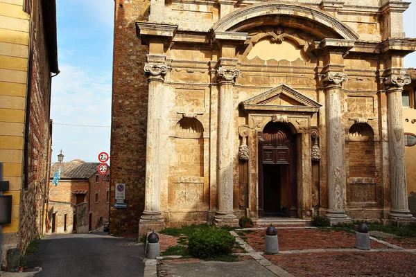 Prachtige Italiaanse Straat Van Een Klein Oud Provinciestadje — Stockfoto