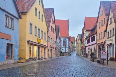 Rothenburg ob der Tauber 'in güzel Deutsch caddesi