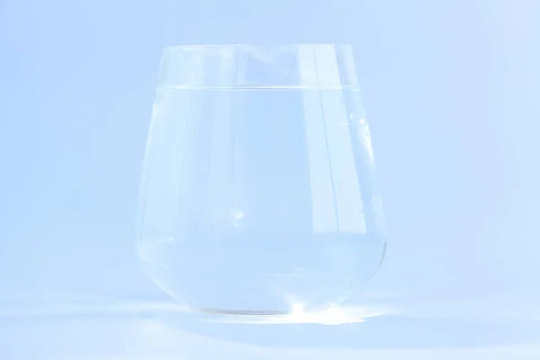 Vacker Kristall Dricksglas Isolerad Vit Bakgrund — Stockfoto