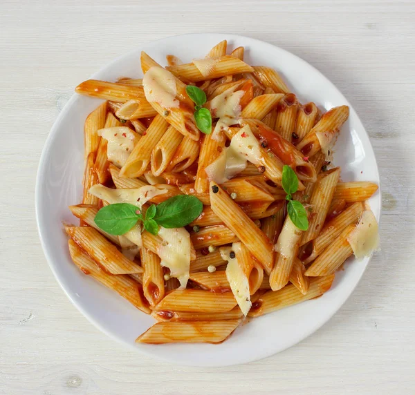 domates soslu Penne makarna