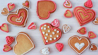 arka plan ile kalp şekli Sevgililer ev yapımı kurabiye