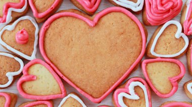 arka plan ile kalp şekli Sevgililer ev yapımı kurabiye