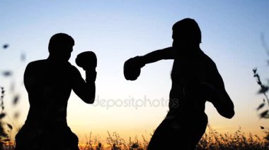 Boks eğitim açık havada