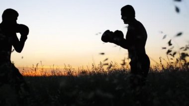 Boks eğitim açık havada