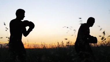 Boks eğitim açık havada