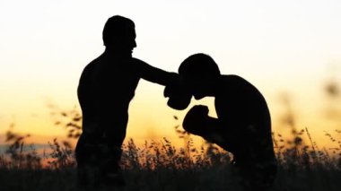 Boks eğitim açık havada