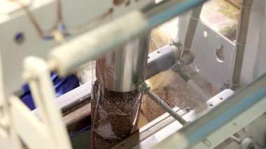 buğday üretiminde plastik torbalarda ambalaj