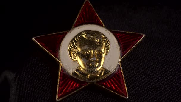 4 k の先駆者 Octobrist、ソ連のシンボルのバッジ — ストック動画