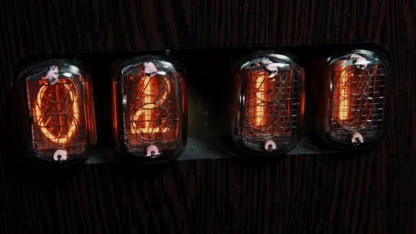 Numeryczne lamp próżniowych, znany również jako lampy Nixie — Wideo stockowe