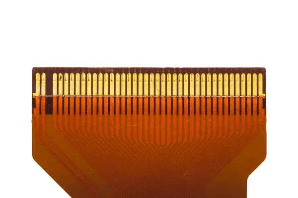 Flachbandkabel Isoliert Auf Weiß Flachstecker Mit Goldenen Pins Makro Verbindungsdetail — Stockfoto