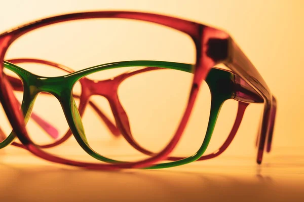 안경은 예술적 닫습니다 안경의 배경을 공간으로 하였다 독서용 — 스톡 사진